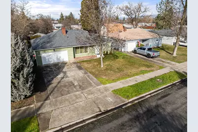 1124 Mt Pitt Avenue, Medford, OR 97501 - Photo 27