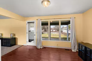 1124 Mount Pitt Ave, Medford, OR 97501 - Photo 11