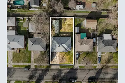 1124 Mt Pitt Avenue, Medford, OR 97501 - Photo 33