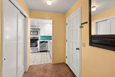 1124 Mt Pitt Avenue, Medford, OR 97501 - Photo 5