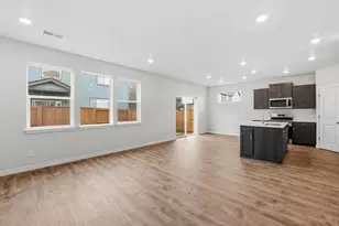 21713 SE Stromboli Ln, Bend, OR 97702 - Photo 5