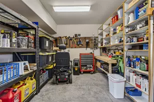 63419 Barton View Pl, Bend, OR 97701 - Photo 33