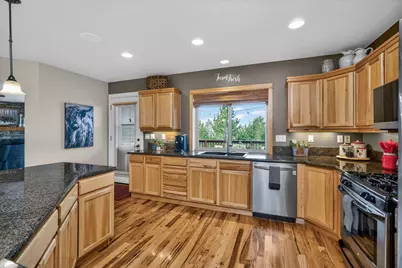 63419 Barton View Place, Bend, OR 97701 - Photo 9
