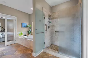 752 Crystal Falls Ct, Redmond, OR 97756 - Photo 29
