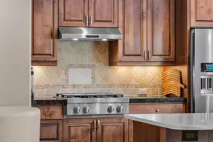 752 Crystal Falls Ct, Redmond, OR 97756 - Photo 15