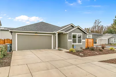 567 Black Bear Drive, Medford, OR 97501 - Photo 1