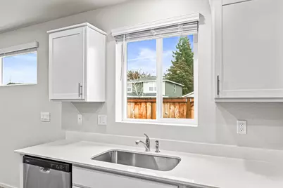 567 Black Bear Drive, Medford, OR 97501 - Photo 19