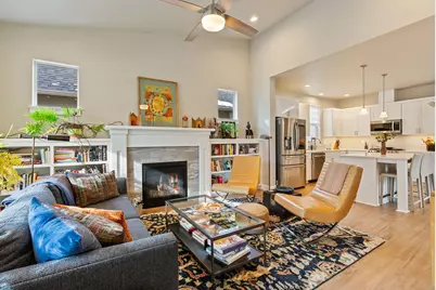 1078 E Black Butte Avenue, Sisters, OR 97759 - Photo 13