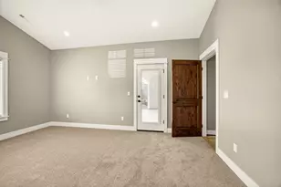 1319 Utah Dr, Medford, OR 97504 - Photo 19