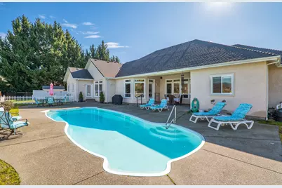 294 Valle Vista Drive, Grants Pass, OR 97527 - Photo 43