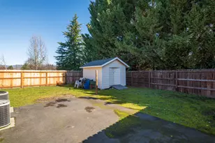 294 Valle Vista Dr, Grants Pass, OR 97527 - Photo 47