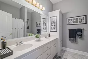 294 Valle Vista Dr, Grants Pass, OR 97527 - Photo 35