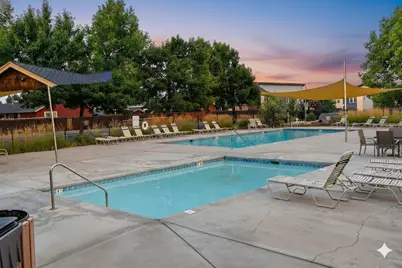 310 NW 28th Street, Redmond, OR 97756 - Photo 35