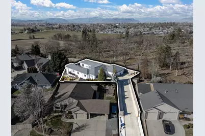 875 N Mountain Avenue, Central Point, OR 97502 - Photo 63