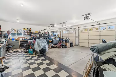 875 N Mountain Avenue, Central Point, OR 97502 - Photo 35