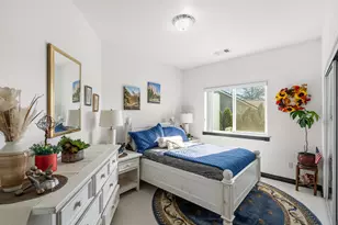 875 N Mountain Ave, Central Point, OR 97502 - Photo 25