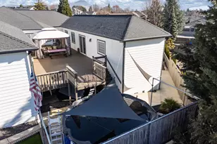 875 N Mountain Ave, Central Point, OR 97502 - Photo 47