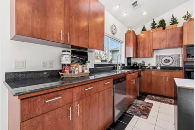 875 N Mountain Avenue, Central Point, OR 97502 - Photo 15