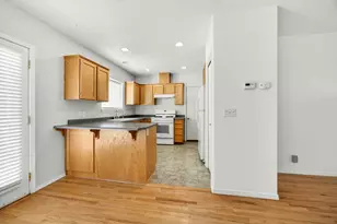 252 9th St Alley, Ashland, OR 97520 - Photo 9