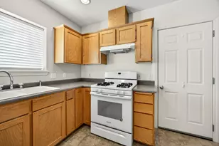 252 9th St Alley, Ashland, OR 97520 - Photo 11