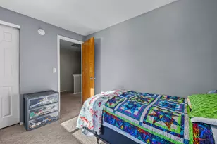 955 NE Locksley Dr, Bend, OR 97701 - Photo 23