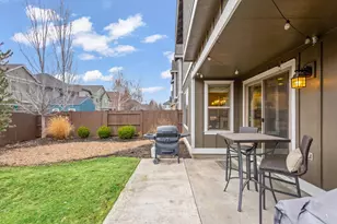 21336 NE Evelyn Pl, Bend, OR 97701 - Photo 23