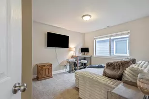 21336 NE Evelyn Pl, Bend, OR 97701 - Photo 19