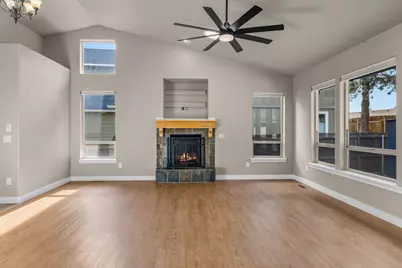 161 SE Rice Way, Bend, OR 97702 - Photo 5