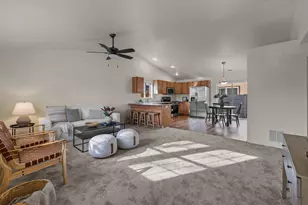 20080 Mt Hope Ln, Bend, OR 97702 - Photo 5