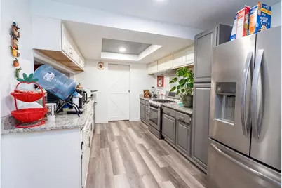 412 Morningside Street, Medford, OR 97501 - Photo 11