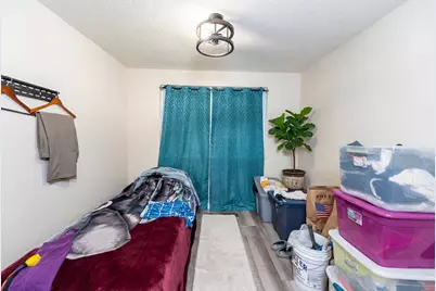 412 Morningside Street, Medford, OR 97501 - Photo 9