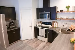 64618 Strickler Ave, Bend, OR 97703 - Photo 9