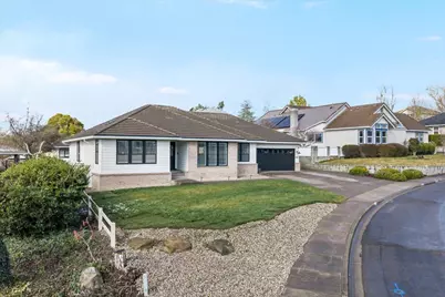 2921 Amblegreen Drive, Medford, OR 97504 - Photo 3