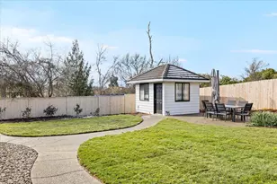 2921 Amblegreen Dr, Medford, OR 97504 - Photo 35