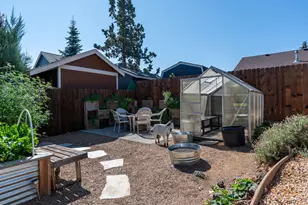 804 NE Providence Dr, Bend, OR 97701 - Photo 49