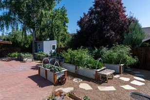 804 NE Providence Dr, Bend, OR 97701 - Photo 47