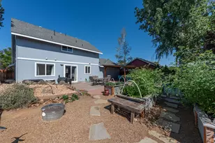 804 NE Providence Dr, Bend, OR 97701 - Photo 51