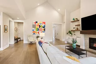 3031 NW Hidden Rdg Dr, Bend, OR 97703 - Photo 15