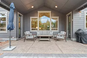 3031 NW Hidden Rdg Dr, Bend, OR 97703 - Photo 35