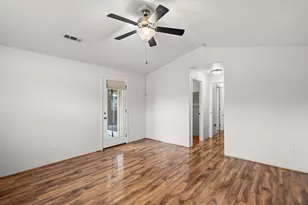 8212 Kestrel Way, White City, OR 97503 - Photo 15