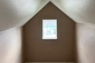 1720 SW Bridge St, Grants Pass, OR 97526 - Photo 15