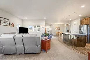 742 NE Union Loop, Prineville, OR 97754 - Photo 3