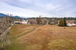 175 Deer Creek Rd, Selma, OR 97538 - Photo 13