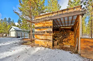 54772 Pinewood Ave, Bend, OR 97707 - Photo 27