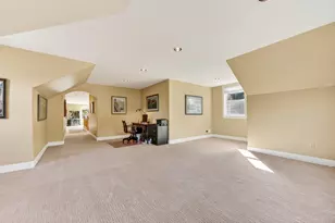 3251 NW Fairway Heights Dr, Bend, OR 97703 - Photo 51