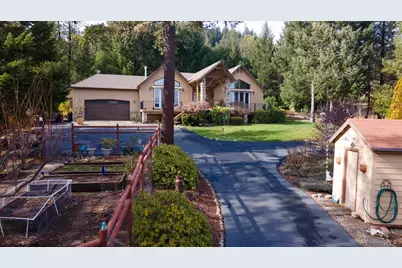 521 Seclusion Loop, Grants Pass, OR 97526 - Photo 93