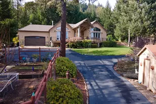 521 Seclusion Loop, Grants Pass, OR 97526 - Photo 93