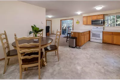 19033 Pumice Butte Road, Bend, OR 97702 - Photo 9