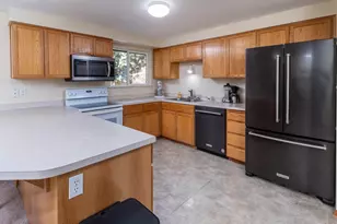 19033 Pumice Butte Rd, Bend, OR 97702 - Photo 7