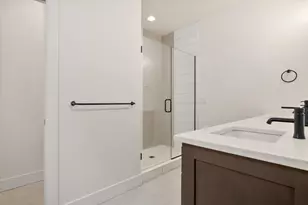 20164 Glen Vista Rd, Bend, OR 97703 - Photo 21